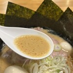 クリーミーTonkotsuラーメン 麺家 神明 栄スカイル店 - 