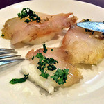 Bistroフルフル - マダラのくん製サラダ（くん製の下には生のナガイモが）