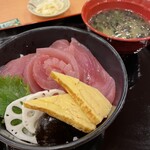 沼津魚がし鮨 流れ鮨 - 