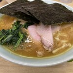 家系ラーメン 近藤家 - 料理写真:上が切れた