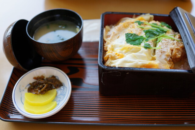 赤井 福島競馬場店 - 曽根田（洋食）の写真