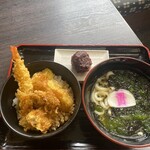 Sukesan Udon - 牡蠣とあおさのしあわせセット（ミニぼた餅付き）880円