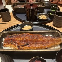 うなぎ四代目菊川 ヒルトンプラザウエスト大阪店 - 