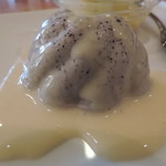 L'APE - ゴマのプリン