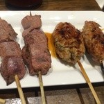 串焼厨房とり喜 - 豚レバーとつくね