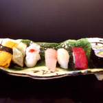 寿司好 - ランチ¥1000は寿司8貫…既に1個食べたのだ。(^^;;