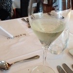 IL PINOLO - 乾杯のシャンパン