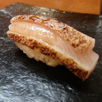 日本橋橘町　都寿司 - 鰤の漬け　辛子載せ(2014/1)