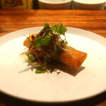 IZA - 穴子とサルシッチャのイタリアン春巻き