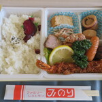 ファミリーレストラン みのり - 特別弁当