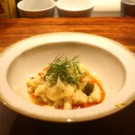 IZA - カヴァテッリ エイヒレと香味野菜のソース