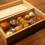 IZA - ミニャルディーズ