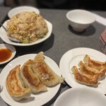 神田餃子屋 本店 - 