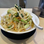 タンメン餃子酒場 一正 - 味噌タンメン(野菜増し)