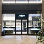 トシ・ヨロイヅカ 東京 - 