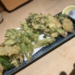 魚店きなり - 春山菜の天ぷら