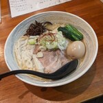 唯一無二のらぁ麺専門店 イ袋ワシづかみ
