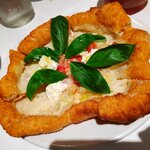 バレーナ - 揚げピザ「バレーナ」