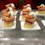 カフェ トスティーナ - いちごとピスタチオのガトー