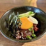 炭火焼肉 たけのうち - 馬肉ユッケ