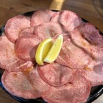 炭火焼肉 たけのうち - タン塩