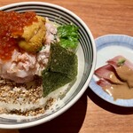 日本橋 海鮮丼 つじ半 - 