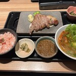 石焼ステーキ贅 富沢西店 - 冷麺御膳