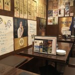 九州料理 マルキュウ - テーブル席