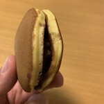 菓子処丸岡屋 - どら焼き