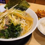 椿ラーメンショップ - 料理写真: