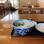 大谷製麺所 - セルフとは思えない食器