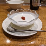 Mikunitei - 杏仁豆腐
