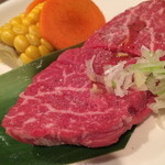 炭火焼肉かねしろ - 当店人気のヒレ！