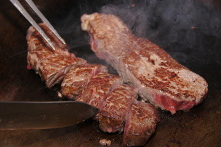 レストラン・ヴェルデュール - 平日ランチにもステーキが！（牛脂注入加工肉使用）