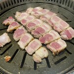 Yopu No Ou Buta Shio Yaki - 