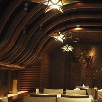 瀬里奈 本店 - 店内①　客席から
