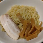Chuuka Ichiban - ピリ辛豚骨つけ麺 麺アップ！