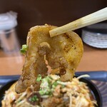 Rokumei - 大きめな豚バラ肉