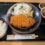 Tonkatsu Takara - ロースカツ定食
