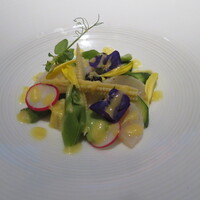 ル・トリアノン - アスパラガスのバヴァロア