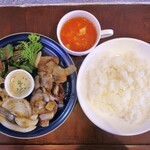 Farmer's Table LABO - 季節の焼き野菜プレート