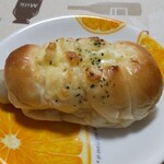 レトロベーカリー ふく福 - ちくわパン