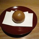 銀座 とよだ - 茶饅頭