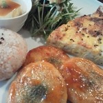 カフェ トリップ - ④ツナとおからの焼きナゲット