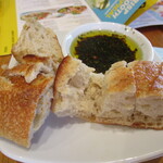 California Pizza Kitchen - パン