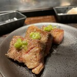 黒毛和牛とタンとハラミ 焼肉ごりちゃん - 