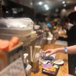 Yashinomi Shokudou - 賑やか店内