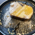 俺のフレンチ - バスクチーズケーキ