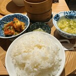 中華酒場 ジャッキー飯店 - 鬼挽きジャンボ焼売2個定食