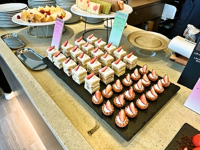 向山製作所大玉ベース（OTAMA BASE） - 本宮（パン）の写真